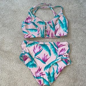 Bikini top and high wasted bottoms